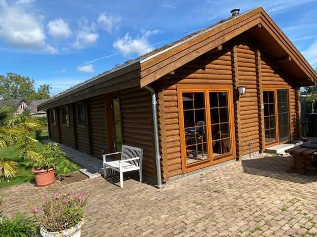 Holiday home Bij De Appelhof Valkenswaard